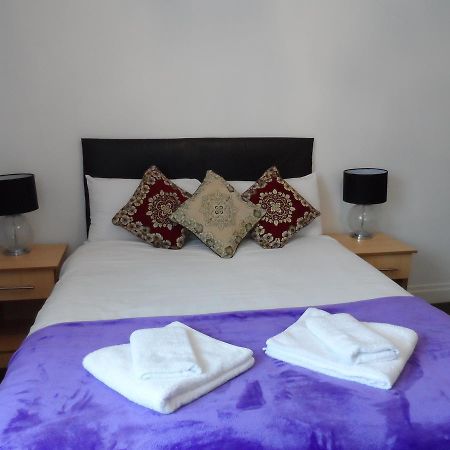 Metro House Star Accommodation Лондон Екстериор снимка