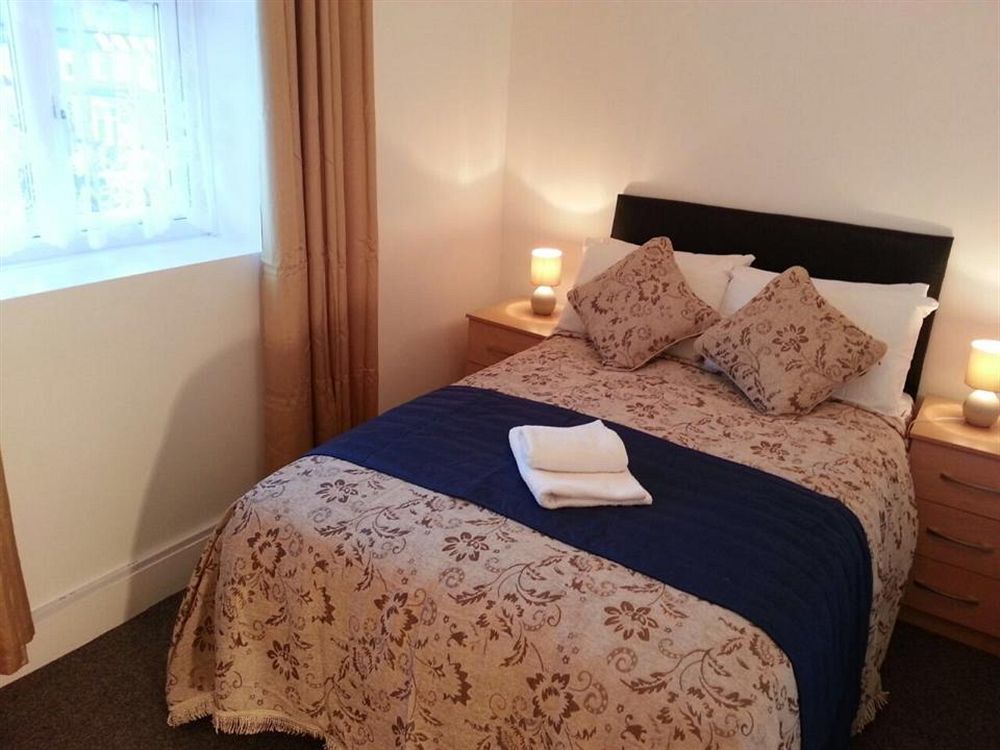 Metro House Star Accommodation Лондон Екстериор снимка